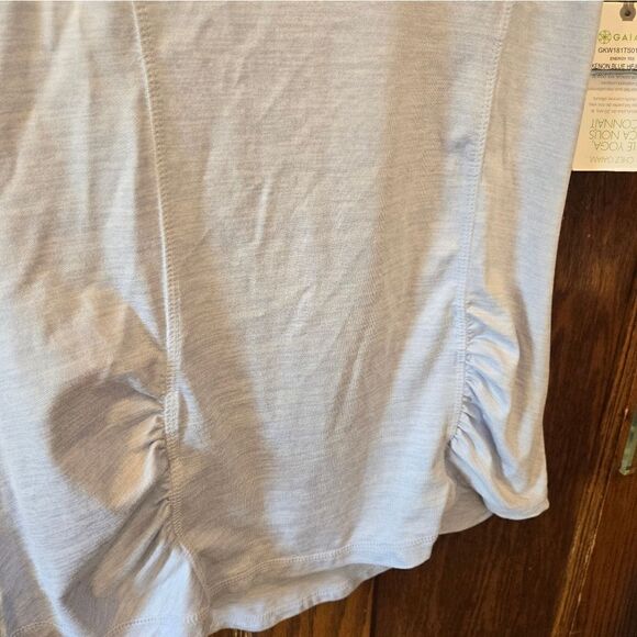 GAIAM Yoga Ruched Cut out Top XSMALL NWT - Picture 3 of 10